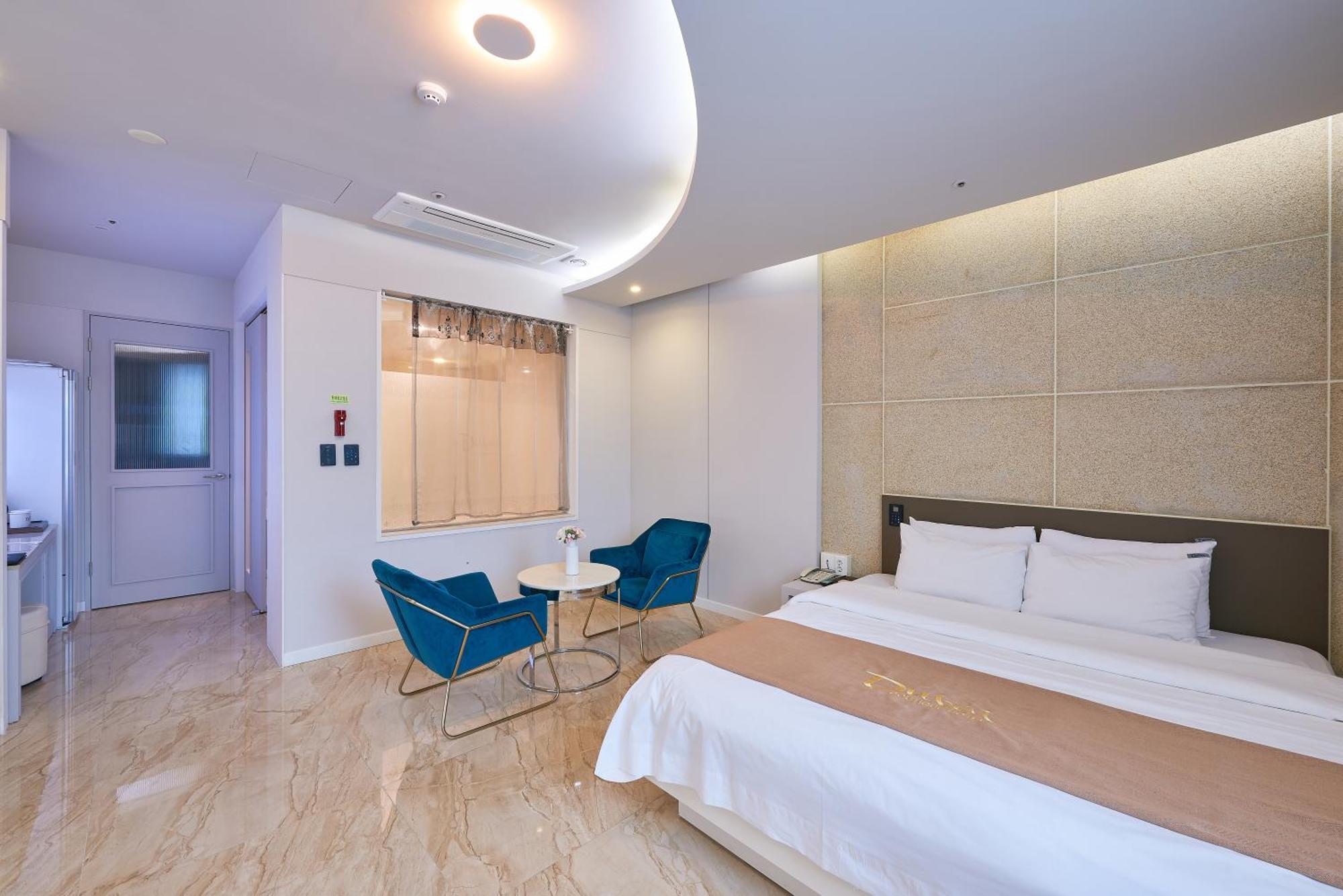 Dubai Hotel Gwangju Metropolitan City Bagian luar foto